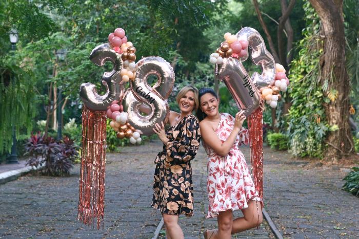 Gaby Díaz y Polly Andrade.