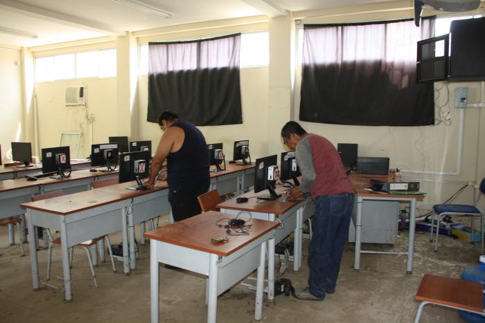 robo Santa Elena