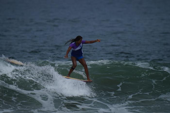 Fanny-Villao-surfista-ecuatoriana