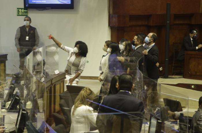 La bancada correísta en la sesión inaugural de la Asamblea, 14 de mayo 2021