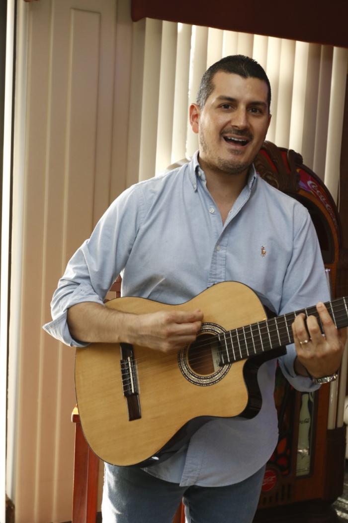 Miguel Ángel González
