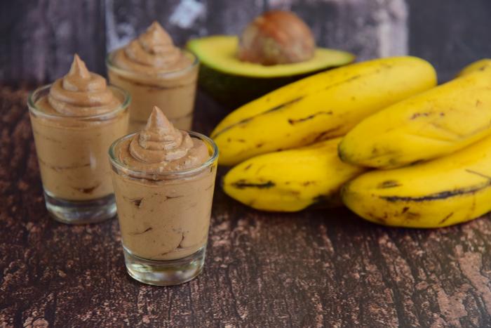 Mousse de plátano y aguacate