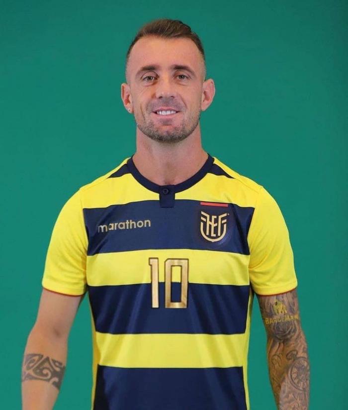 DAMIÁN-DÍAZ-10-SELECCIÓN