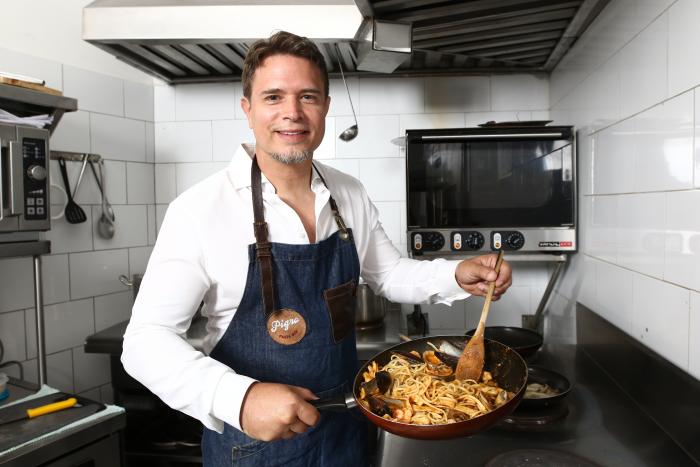 Óscar Manzo