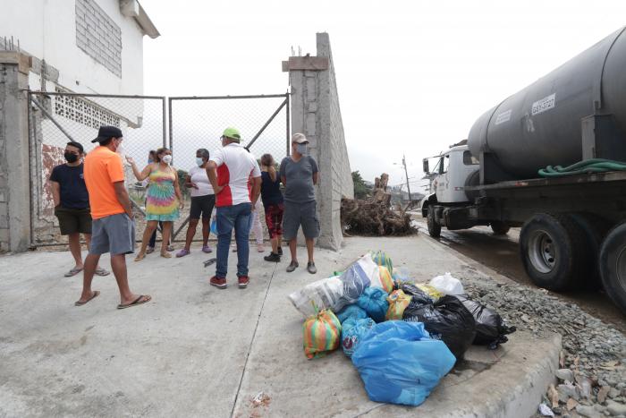 Terreno. El predio 060-0775-021-000-1 es un megalote que estuvo en comodato. El terreno es del Municipio y está abandonado hace una década. Es guarida de pillos.