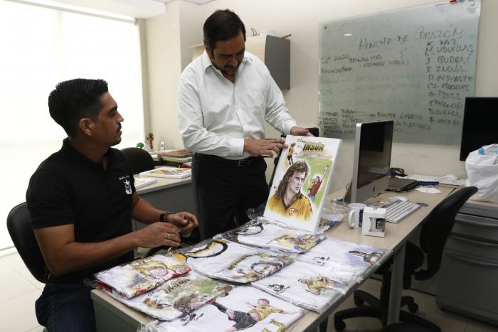CARICATURISTAS (33494452)
