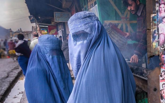 1629186592233-vestimenta-de-mujeres-en-afganistan.001