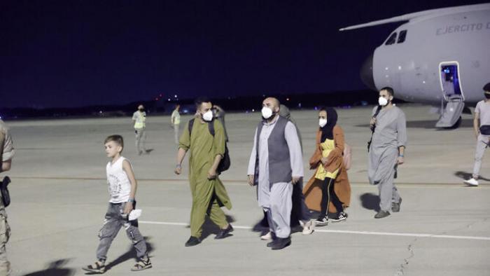 primeros-evacuados-Afganistan-llegan-Espana_1603059680_142683340_667x375