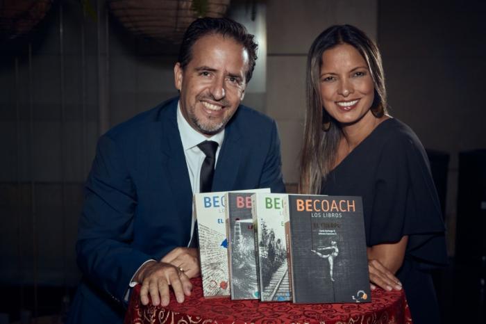 Carla Zarlenga junto a su esposo Alfonso Espinoza