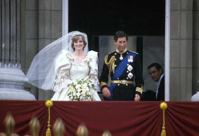 princess-diana-wedding-prince-charles-1518761260