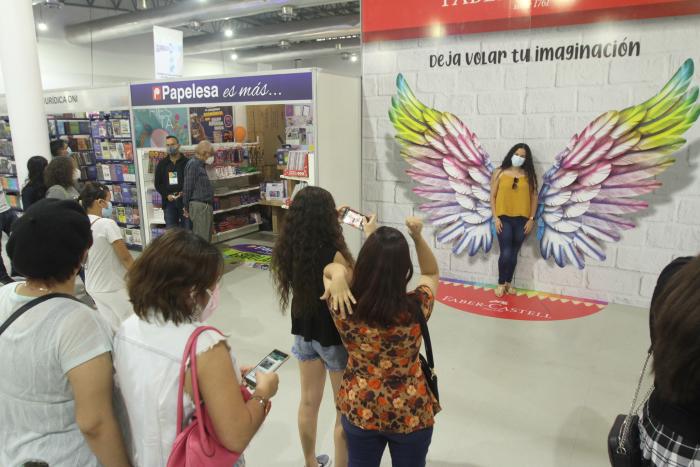FERIA DE LIBROS (7027916)