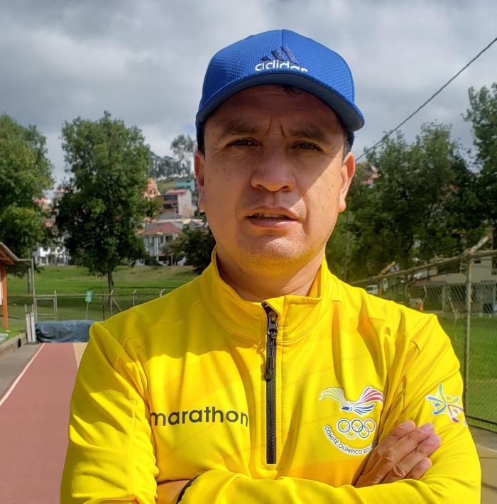 Julio Chuqui entrenador Ecuador