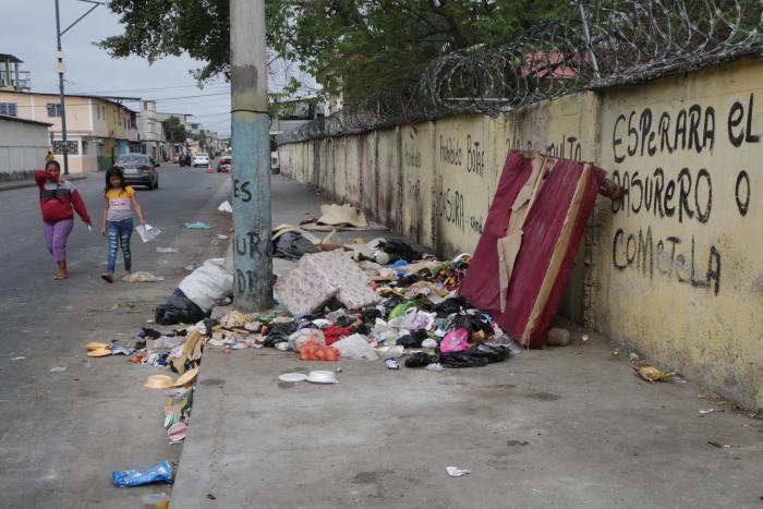 basura colegio 1