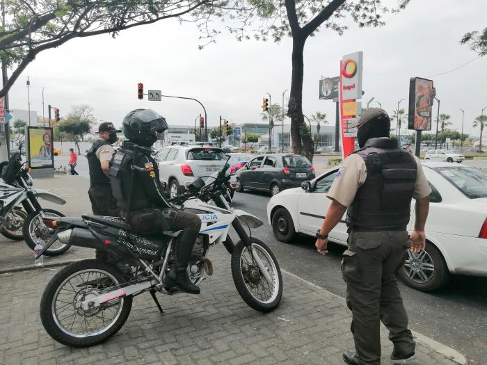 policia en control (7122739)