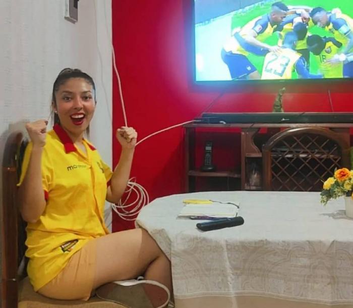 Escuela-relatoras-Ecuador-fútbol