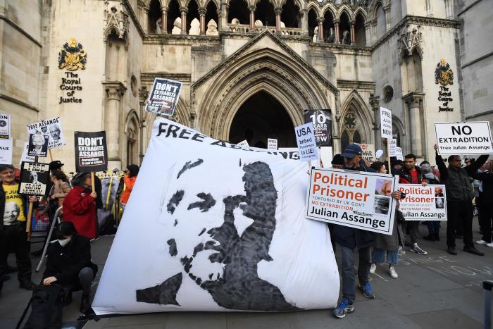 Assange