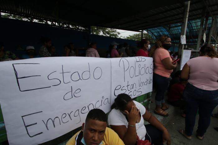 Parientes de los privados de libertad denuncian falta de atención.