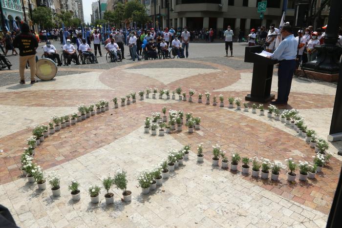 Homenaje tránsito