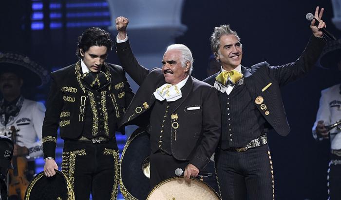 Álex, Vicente y Alejandro Fernández.