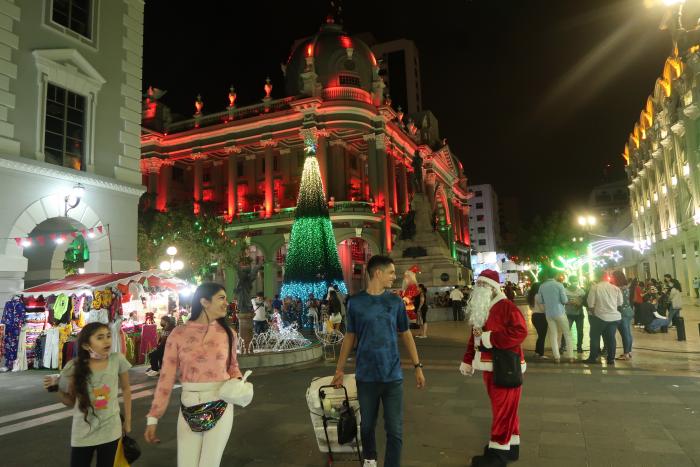 15122021 LAS TIENDAS E (7458371)