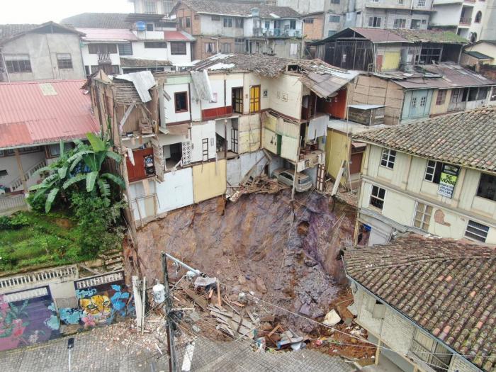 Socavón en Zaruma