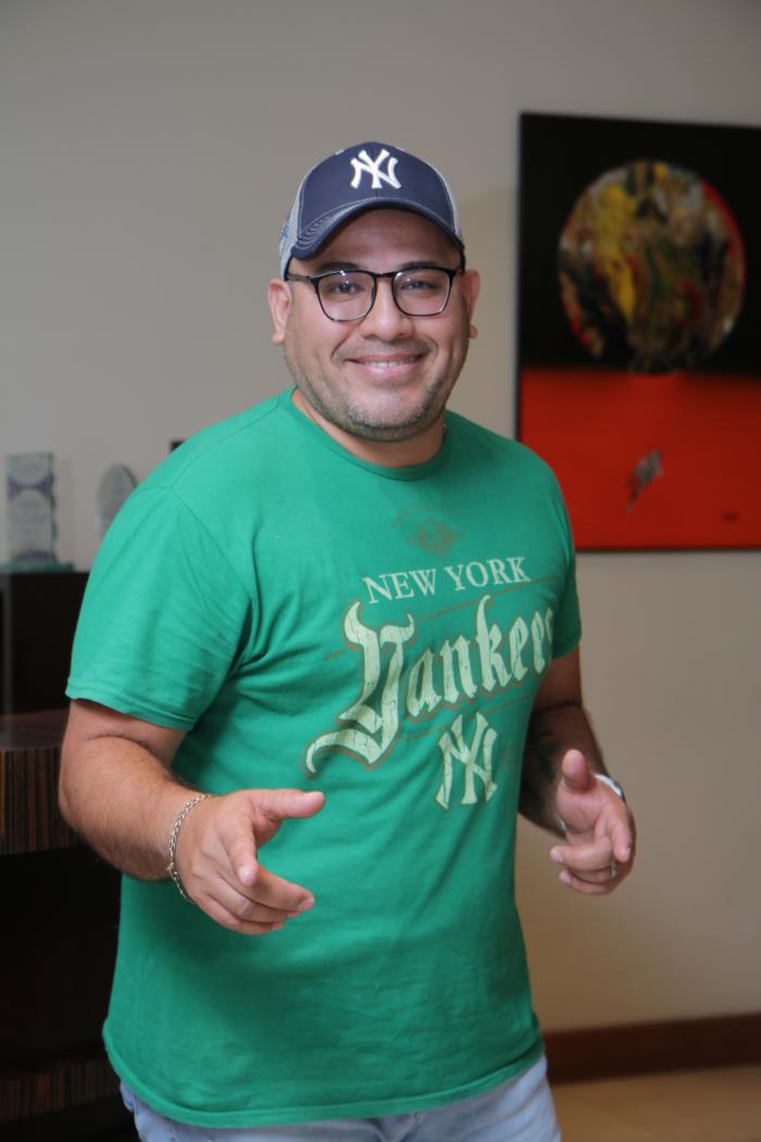 Adolfo Olivares