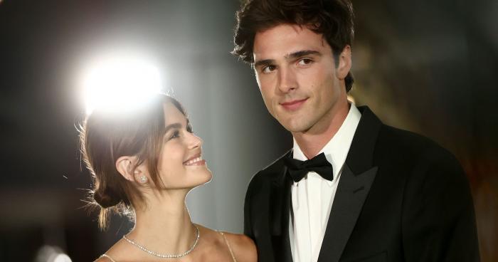 La pareja se distanció.