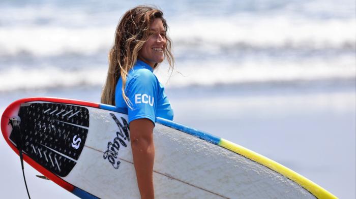 Dominic Barona surf Ecuador