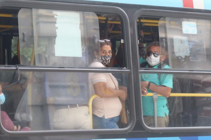 El acoso en el transporte público es otro de los miedos que arrinconan a la mujer.