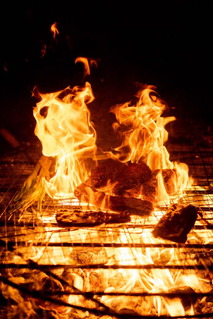 Carne a la Lava