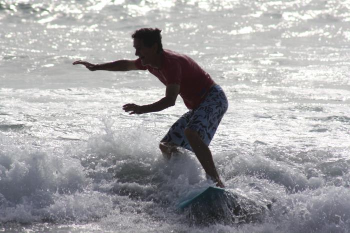 Marco-Campos-surf-ecuatoriano
