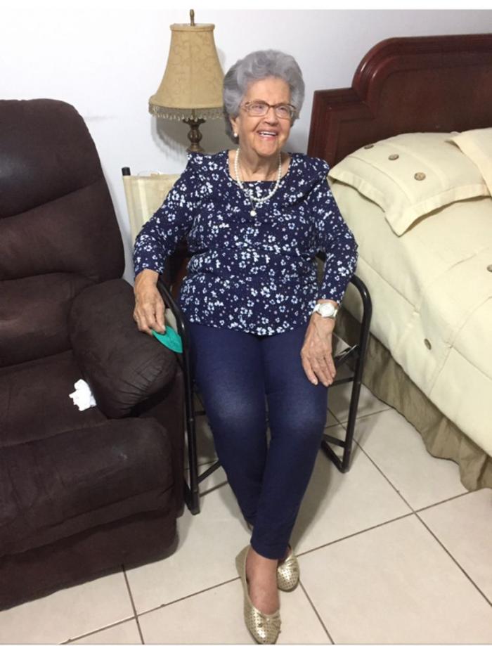adulta mayor 100 años