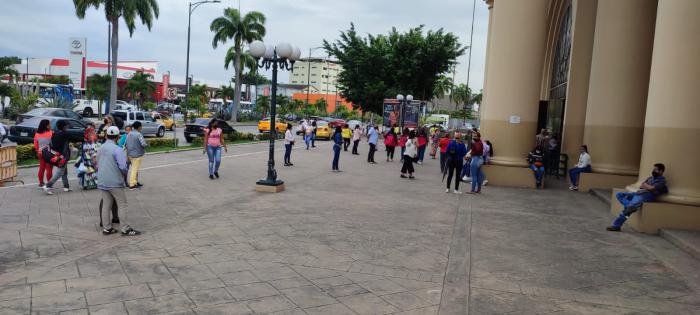 Operativos alrededores de las oficinas Registro Civil 5