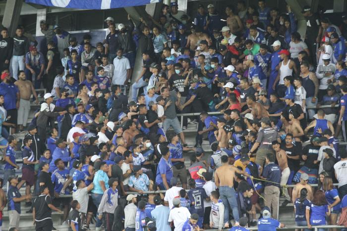 boca-del-pozo-emelec-