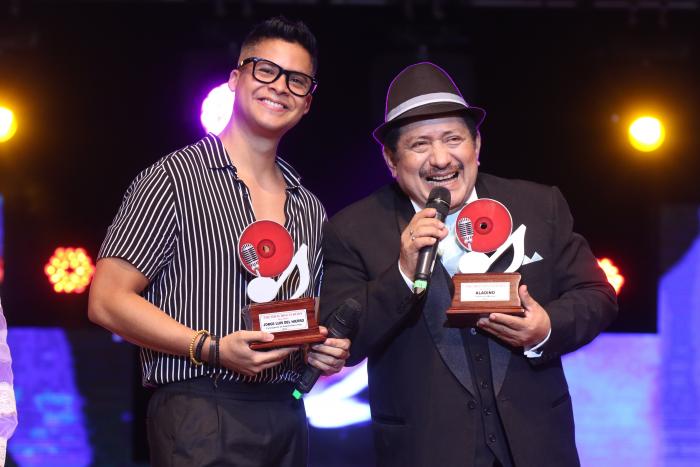 PREMIOS ROJO_MIGUEL CA (8217941)