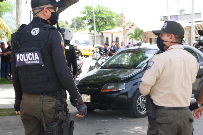Policia