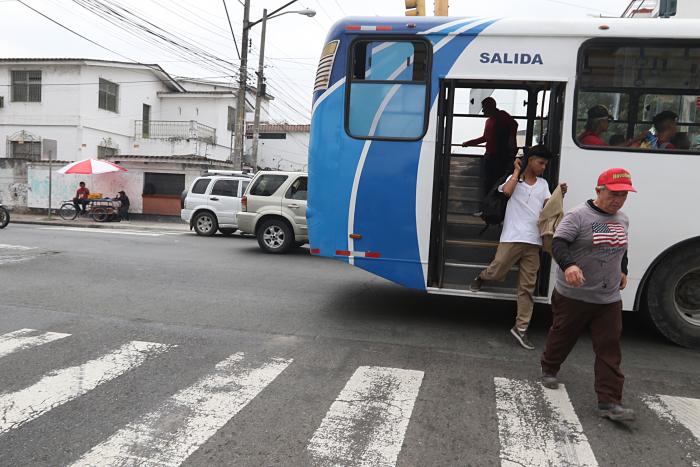 PARADAS3