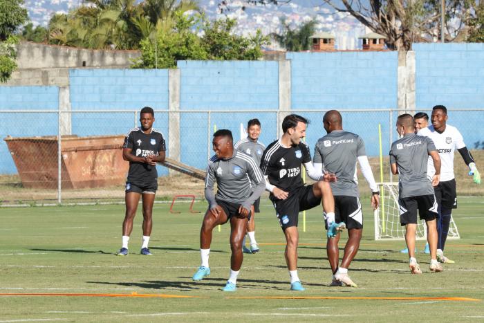 Bryan-Carabalí-Emelec-Libertadores