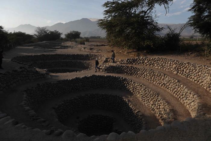 Fotografía de los acueductos de Cantalloc el 23 de junio de 2022 en Nazca (Perú).