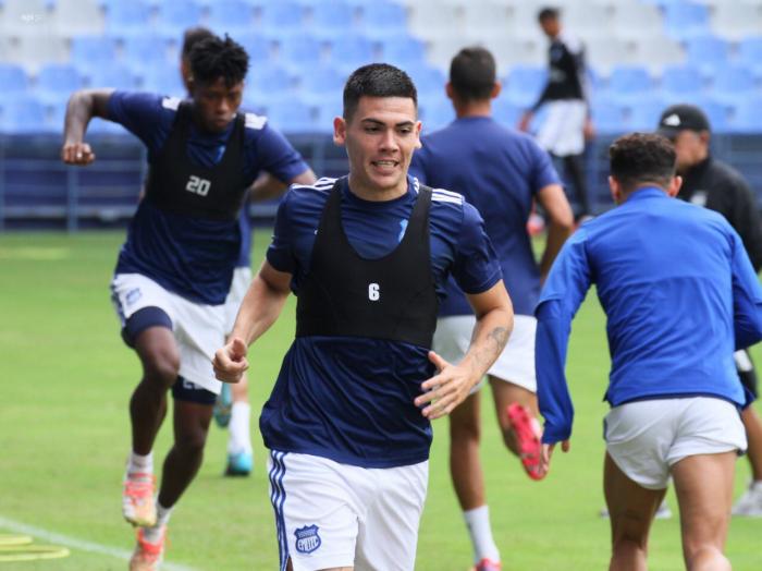 Gustavo-Canto-Emelec-defensa