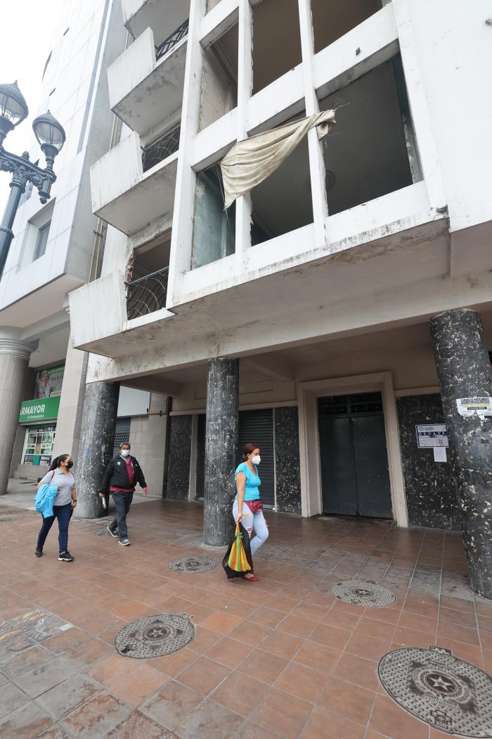Edificios clausurados Buendía