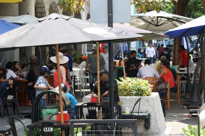 Recorrido en la calle (8656986)