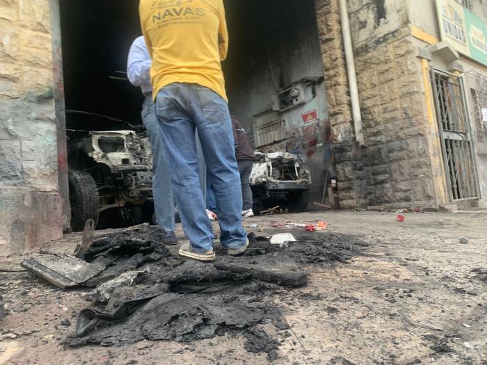 Tres automotores quedaron completamente consumidos por las llamas, mientras que otros dos quedaron severamente afectados