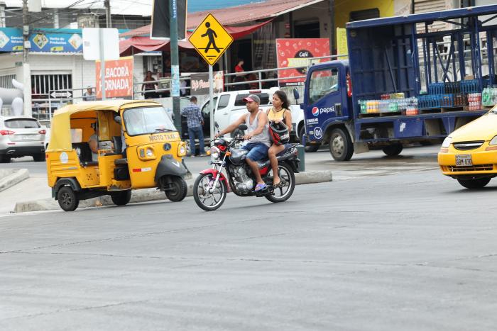 sin casco