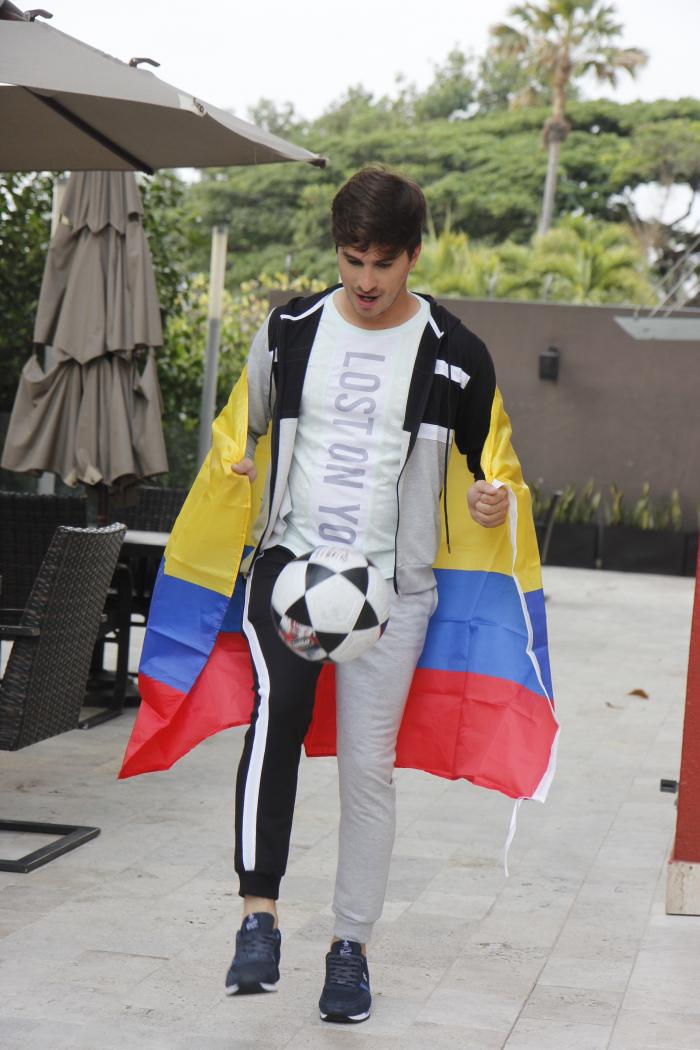 Look mundialista