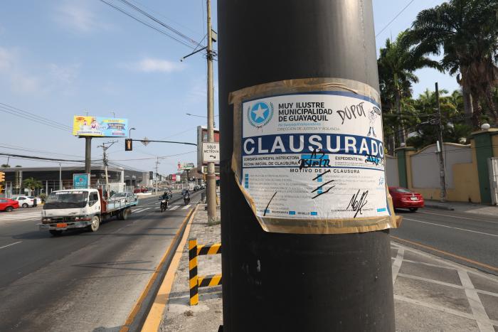 MEDIDORES Y VALLAS (9392637)