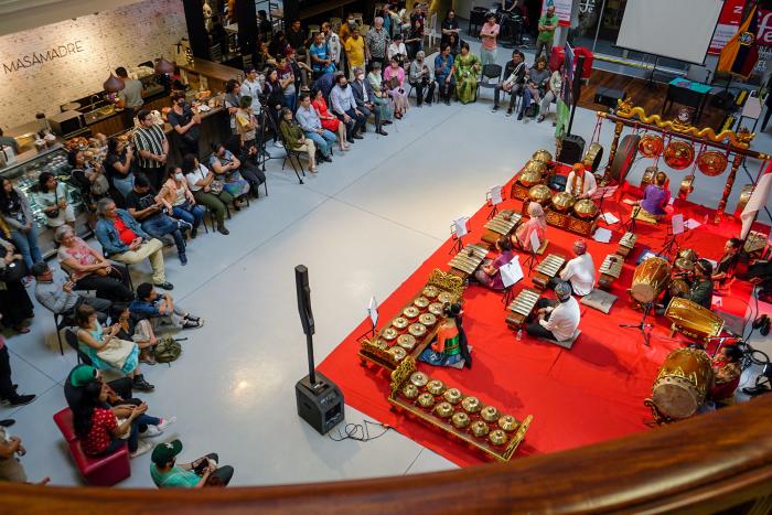 Sociedad_Cultura_Indonesia_Ecuador_UArtes