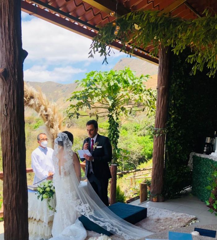 BODA EN EL ORO