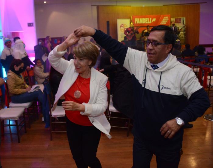 baile en el 40