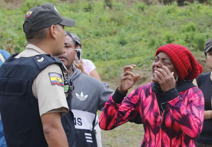 Los familiares de los internos solicitaban información a la Policía